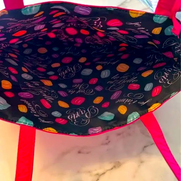 Lancôme French tote bag with macaroons design 🌁 - Picture 1 of 3